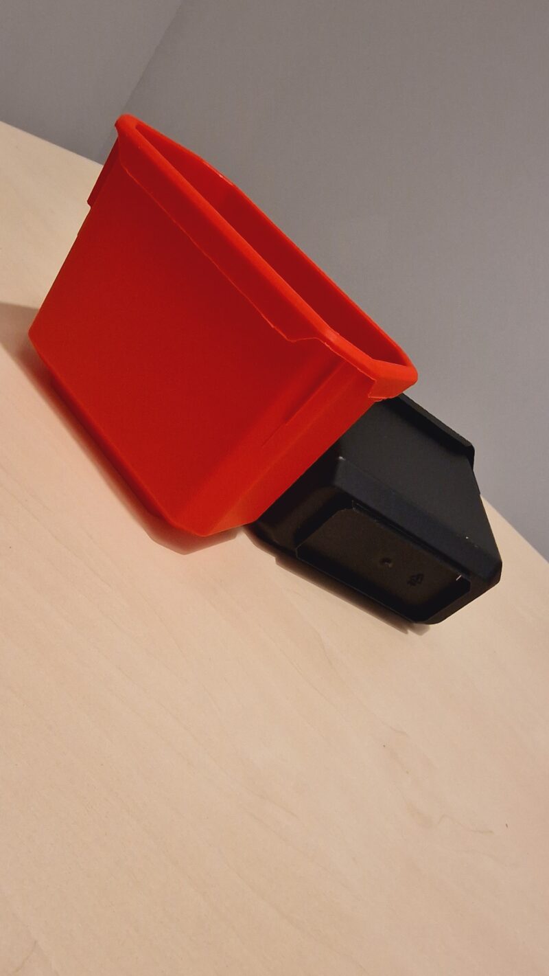 Kastīte X1